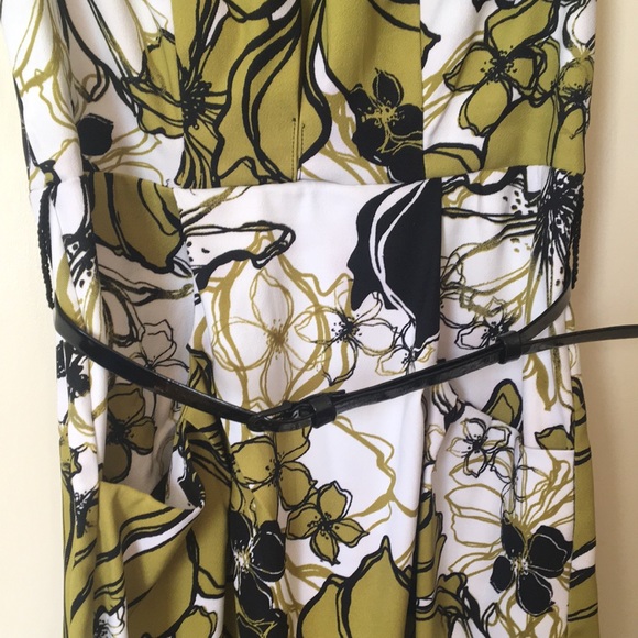 EUC Roulette Floral MIDI Dress - Picture 4 of 8